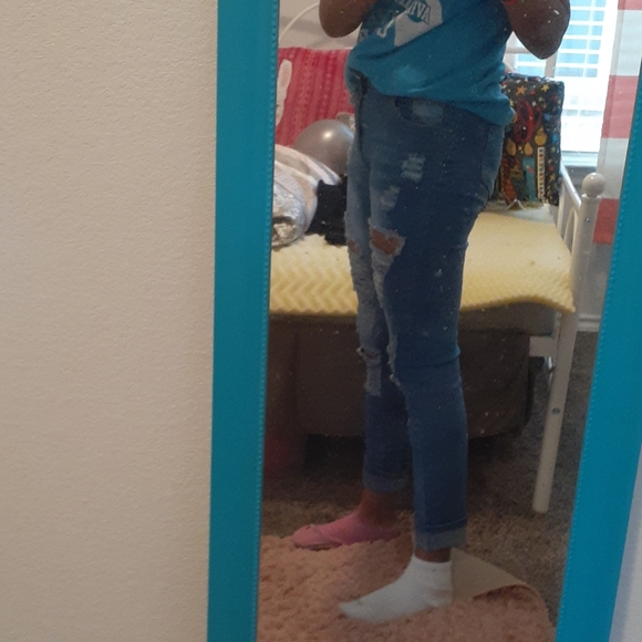 Jeans - Picture 2 of 5